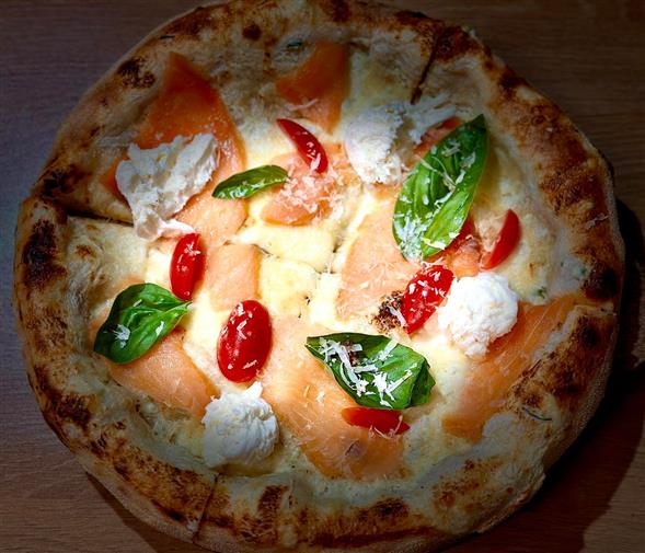 14. Laksapizza